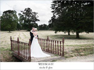 Oxfordshire wedding photographer photo