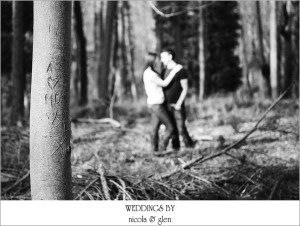 Oxford Woodland Engagement Session Photo