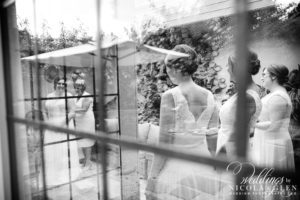 Barnsley House Outdoor Wedding Photo