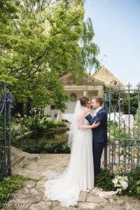 Barnsley House Outdoor Wedding Photo
